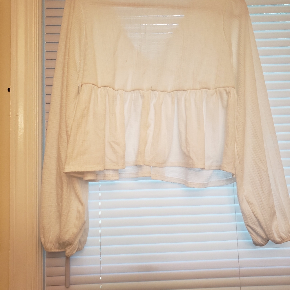 White flowy V neck blouse - size medium